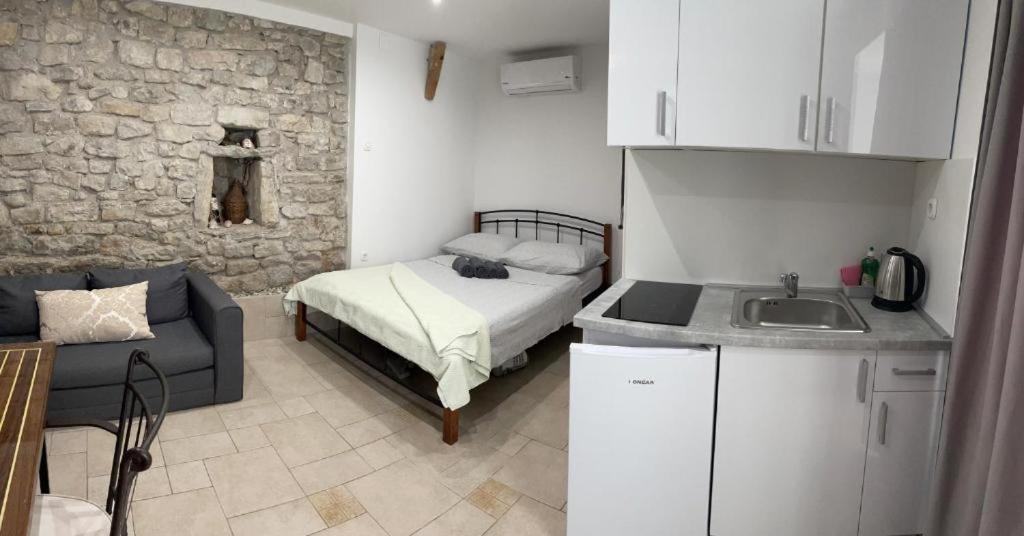 Apartman Pundinica Каштела Екстер'єр фото